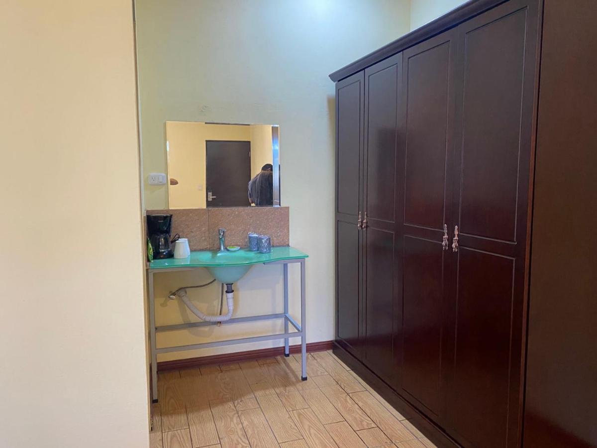 Villa Garita Inn ภายนอก รูปภาพ