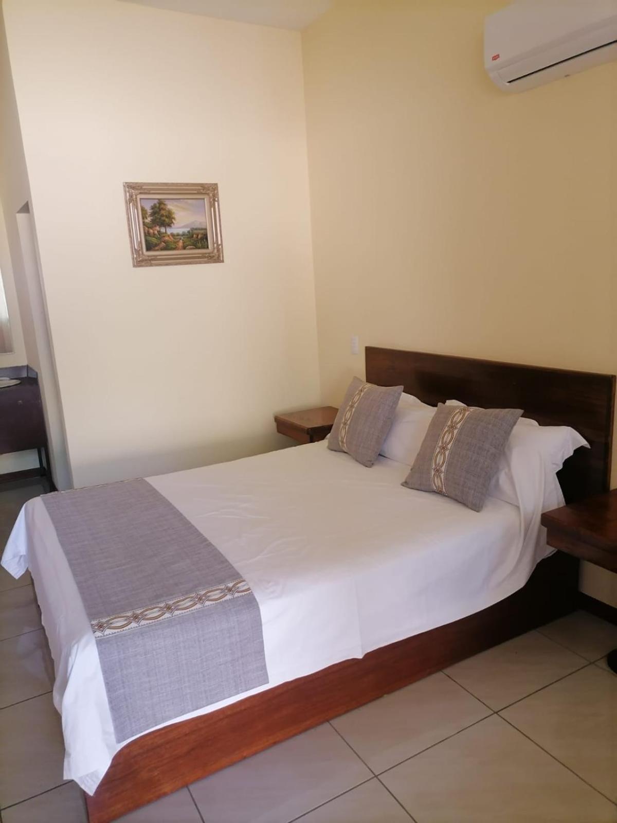 Villa Garita Inn ภายนอก รูปภาพ