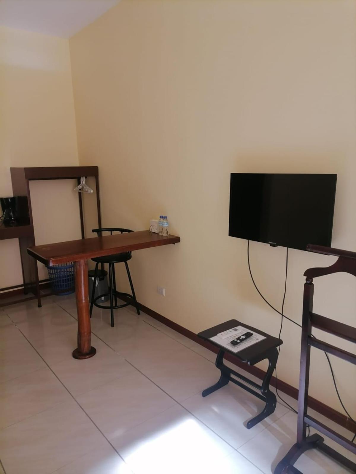 Villa Garita Inn ภายนอก รูปภาพ