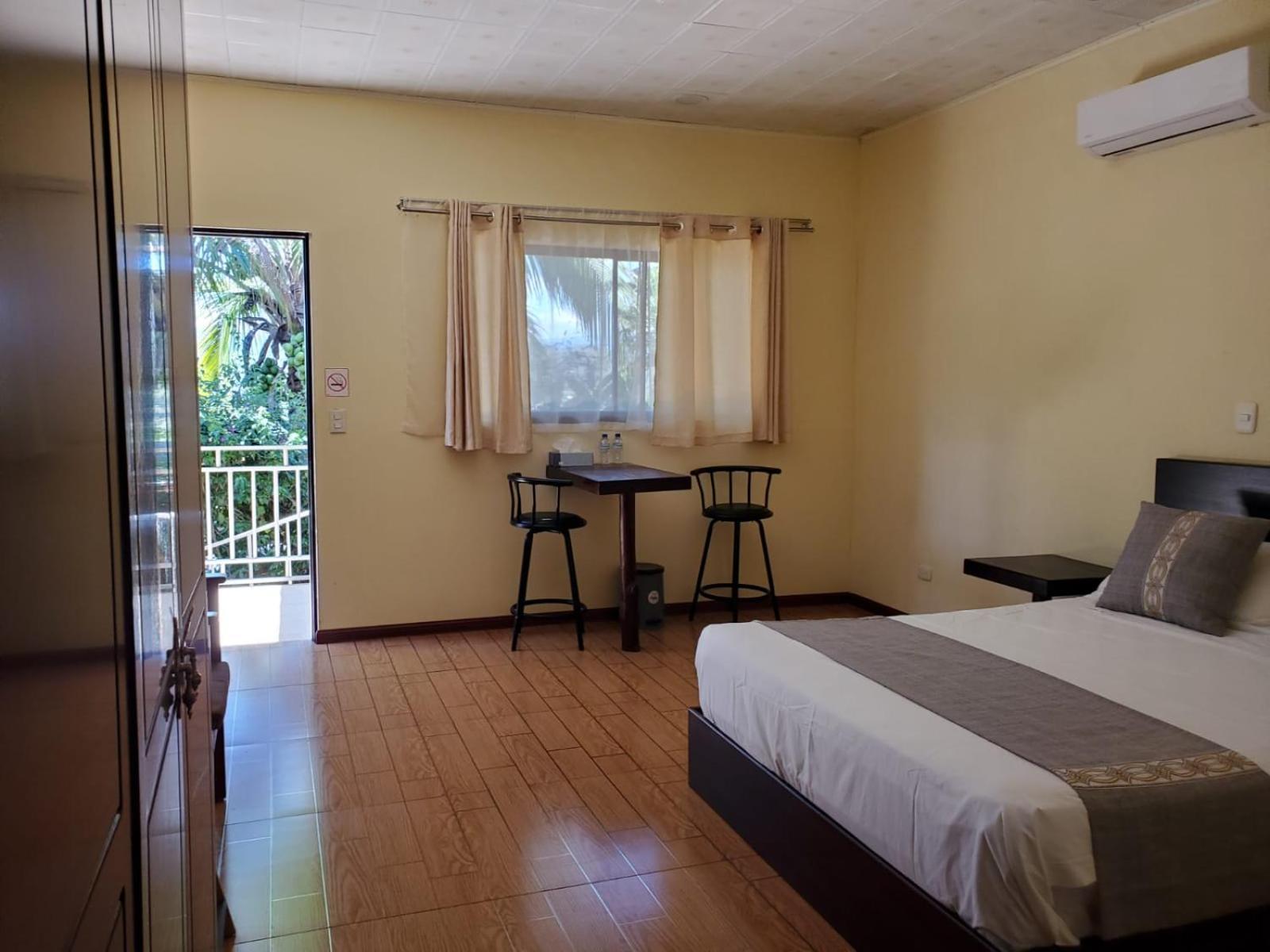 Villa Garita Inn ภายนอก รูปภาพ