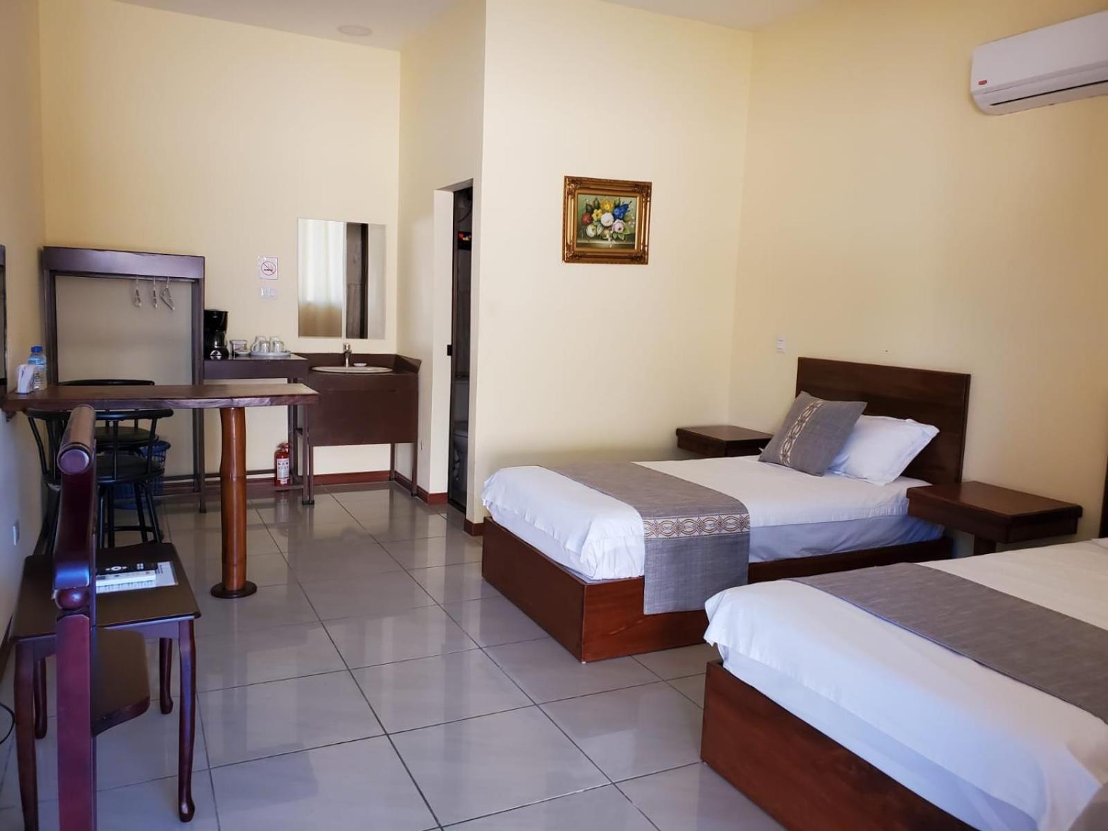 Villa Garita Inn ภายนอก รูปภาพ