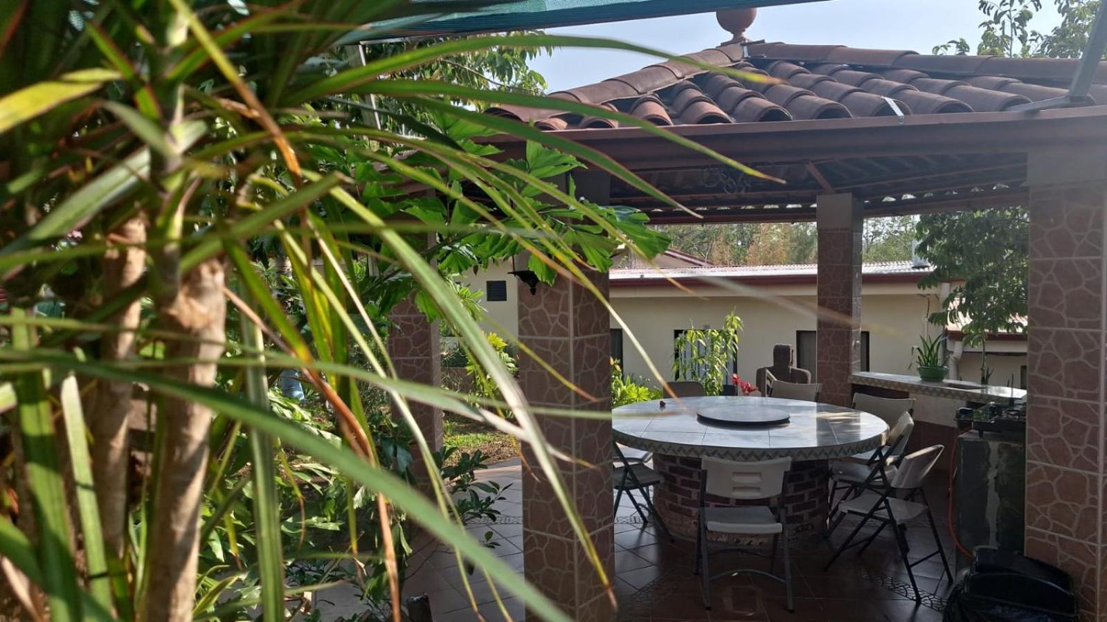 Villa Garita Inn ภายนอก รูปภาพ